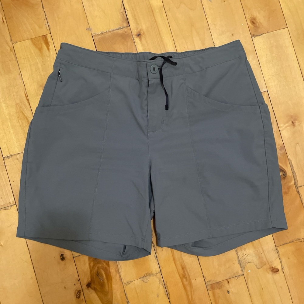 Patagonia Women’s Hiking Short Size 10